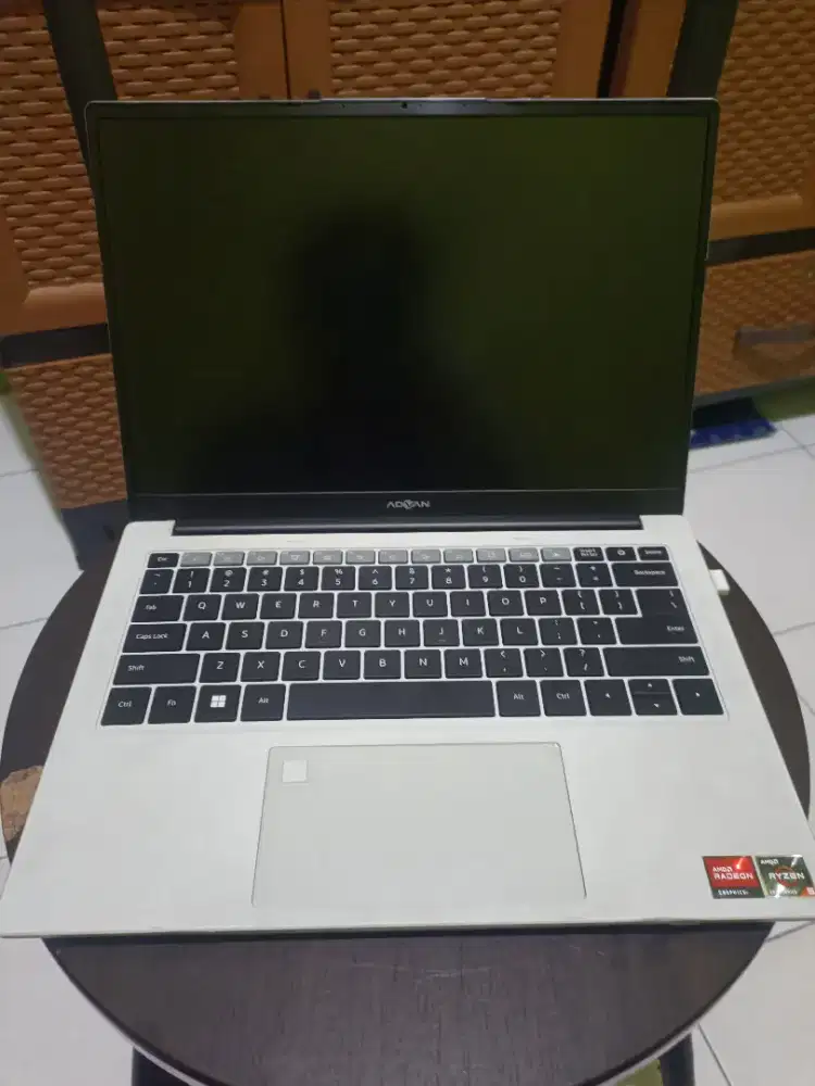 ADVAN WORKPLUS, RAM 16GB SSD 1TB