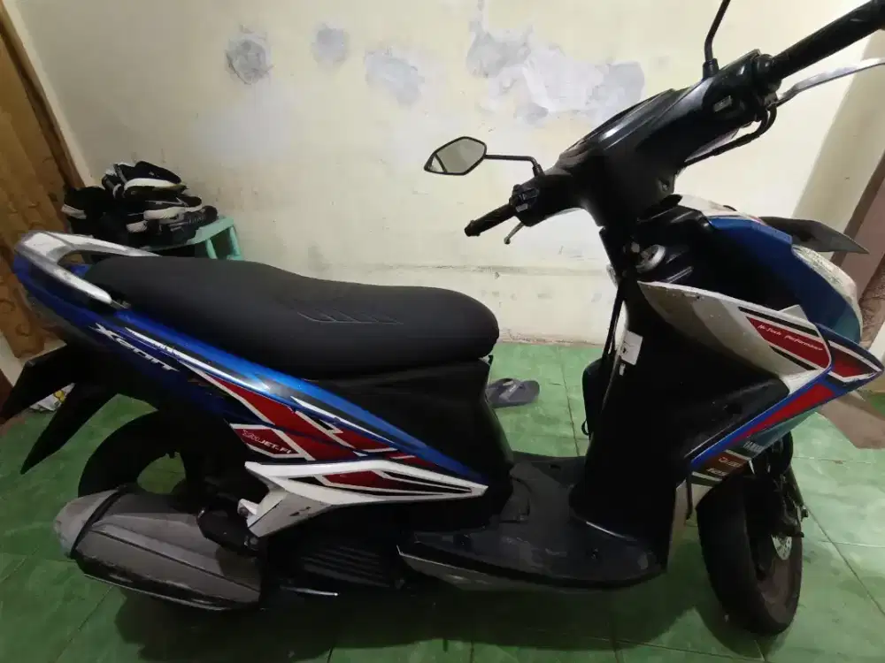 Motor Yamaha Xeon 2013