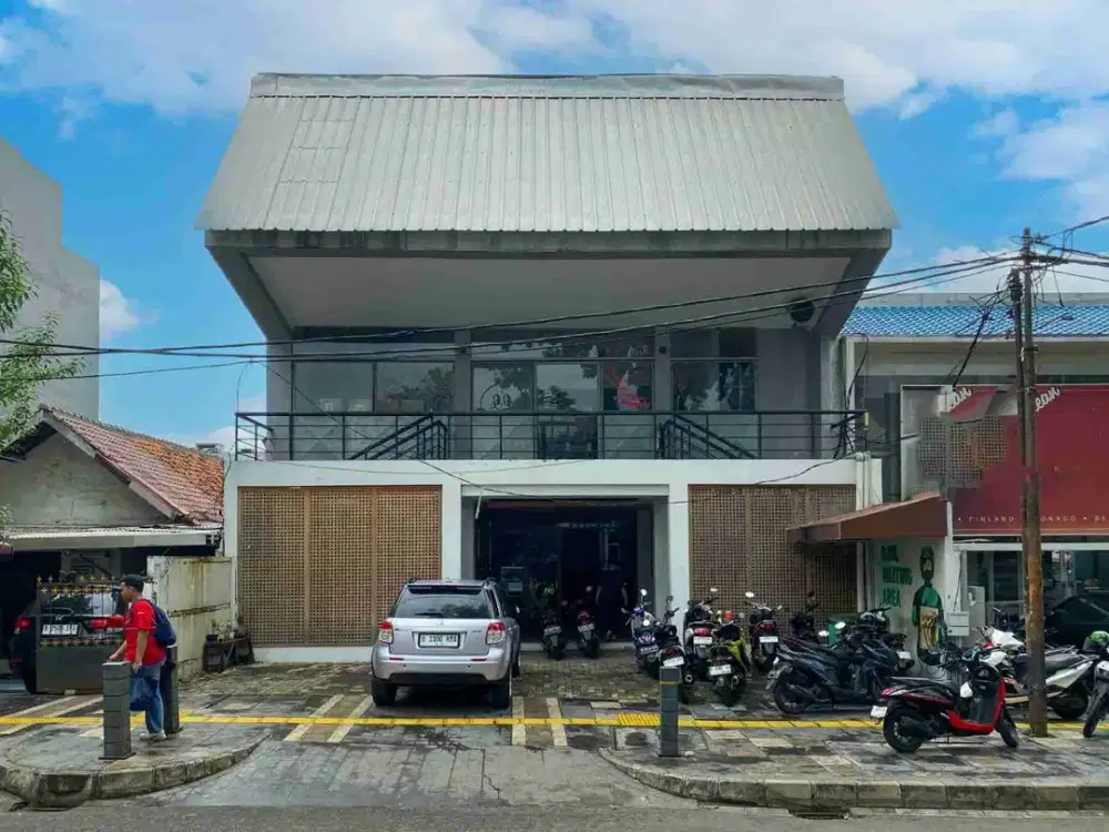 TEMPAT USAHA STRATEGIS PINGGIR JALAN SENOPATI KEBAYORAN BARU