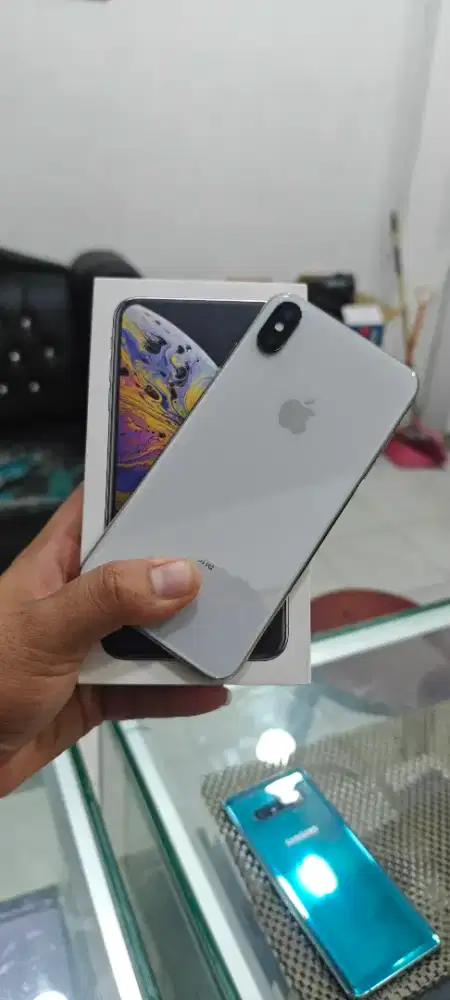 iPhone xs max 64GB ibox fullset
