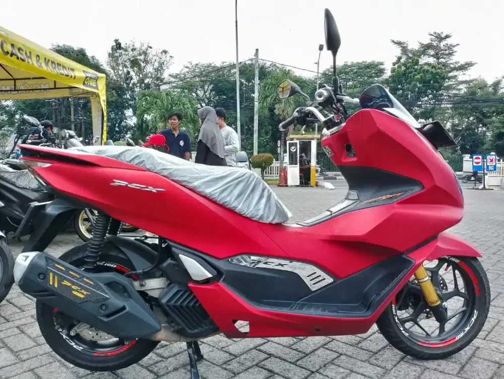 HONDA PCX 160 CBS THN 2023 (SS LENGKAP/MESIN AMAN/PJK HIDUP)