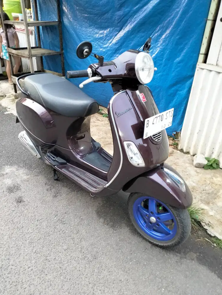 Piaggio Vespa LX150 2013 Orisinil lengkap Bagus Mesin Aluss