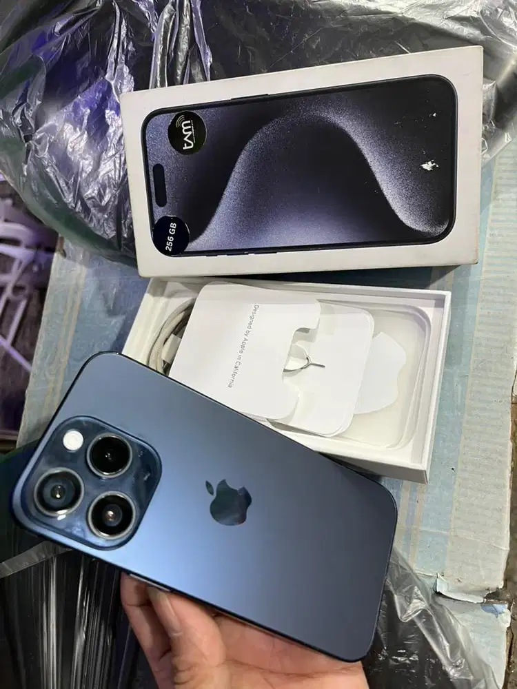 IPHONE 15 PRO 256GB RESMI IBOX FULL ORI