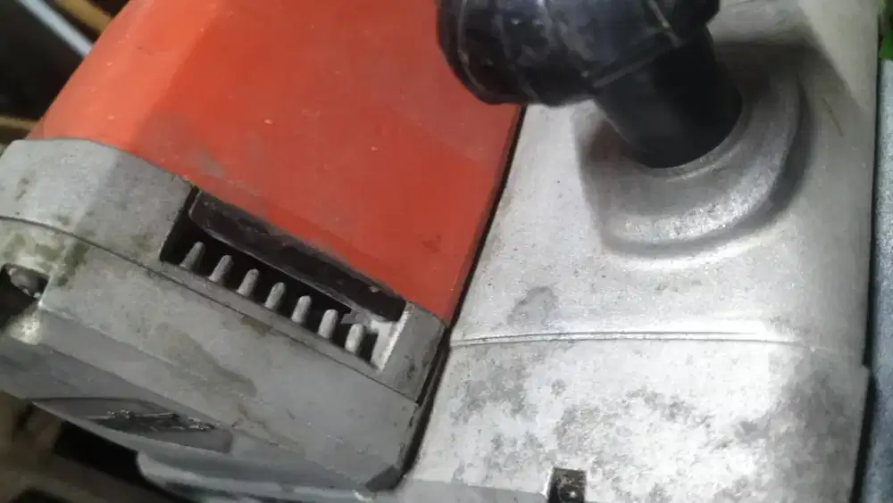 mesin ampelas maktec mt941