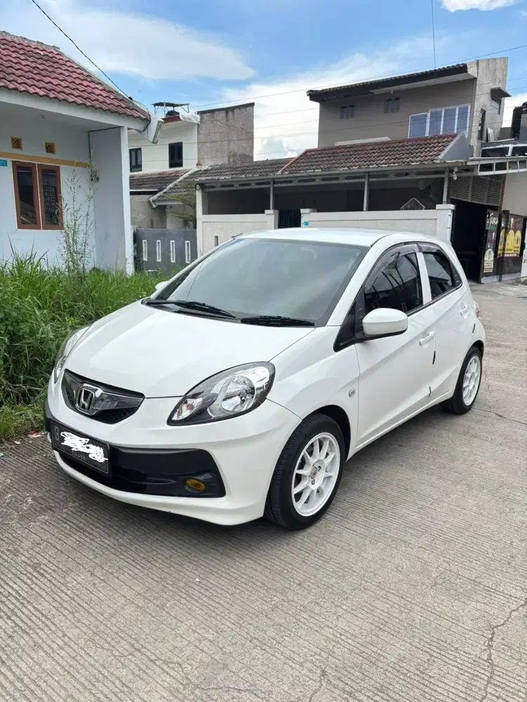 BRIO 2016 E CVT 1.2AT