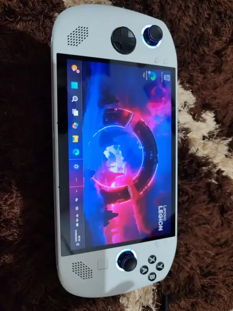 LENOVO LEGION GO S 8APU1 2025 AMD Z1 EXTREME 32GB 1TB W11 8