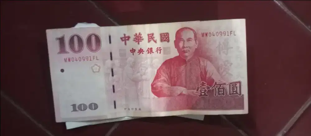 Uang dolar taiwan 100 no lumayan