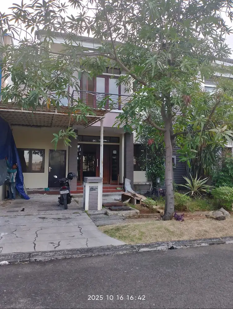 Rumah Mewah 2 lantai di Kawasan Komersil nempel Jakarta