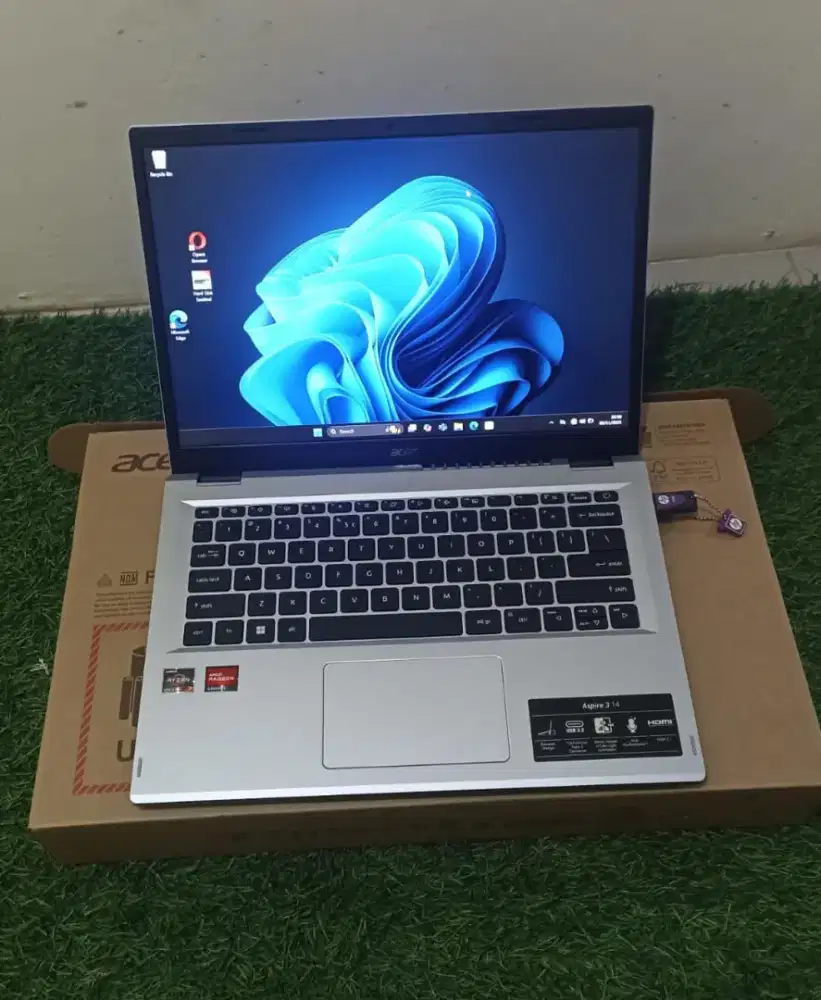 acer aspire ryzen 7 5700 garansi on