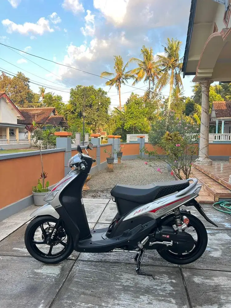 Mio 2006 tembus perak