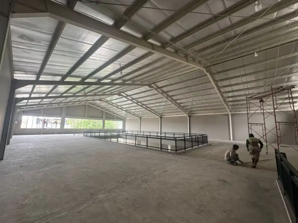 DISEWAKAN GUDANG + LAHAN  KAMAL RAYA Cengkareng Barat Jakbar