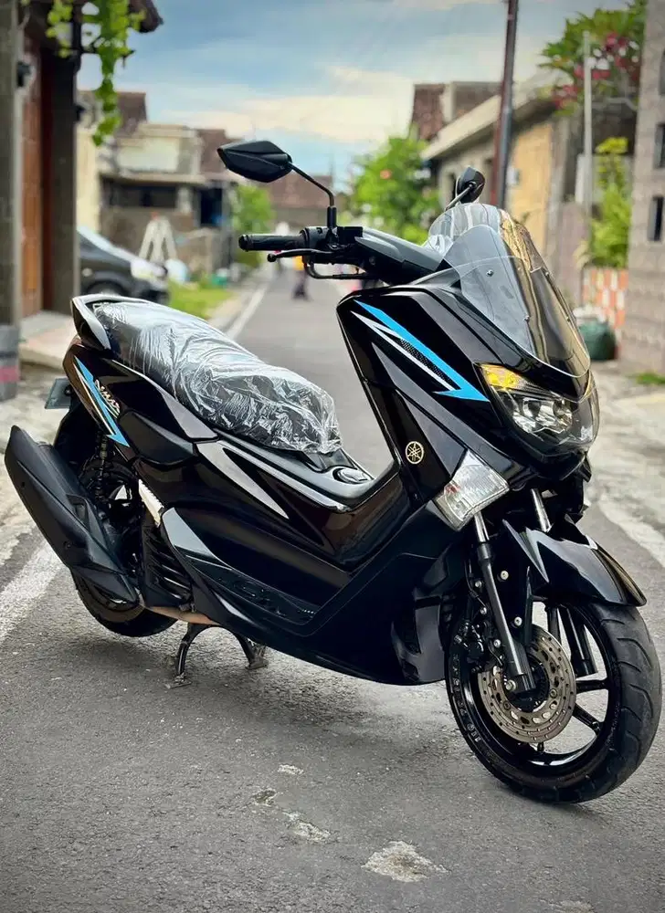 YAMAHA NMAX 155 VVA ISTIMEWA