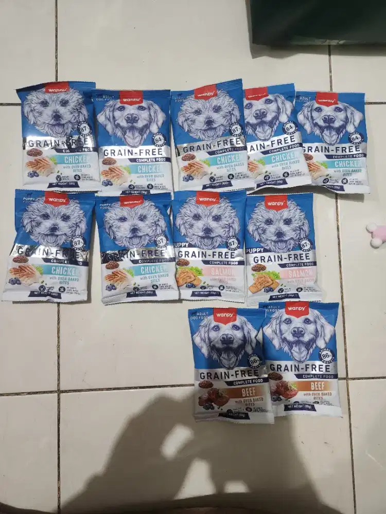 Makanan anjing banyak, dog food, dan obat kutu advocate