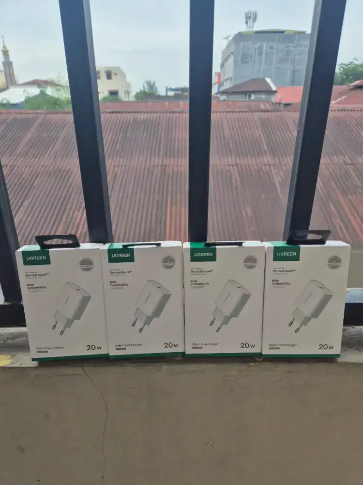 Adapter Ugreen 20w baru