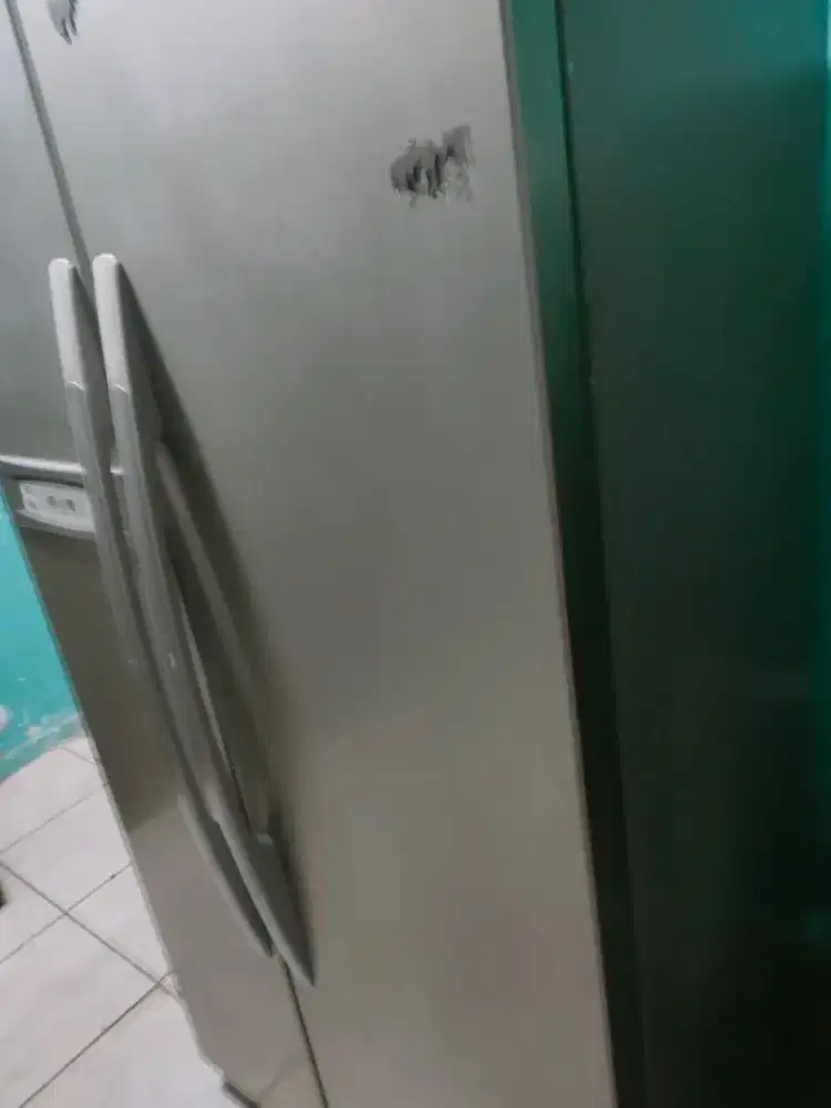 Di jual kulkas side by side normal dingin murah daewoo Korea