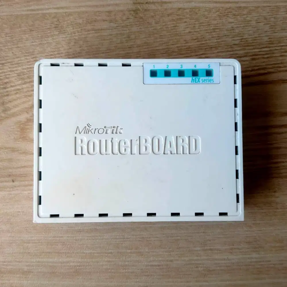 Mikrotik rb750r2 hex lite routerboard