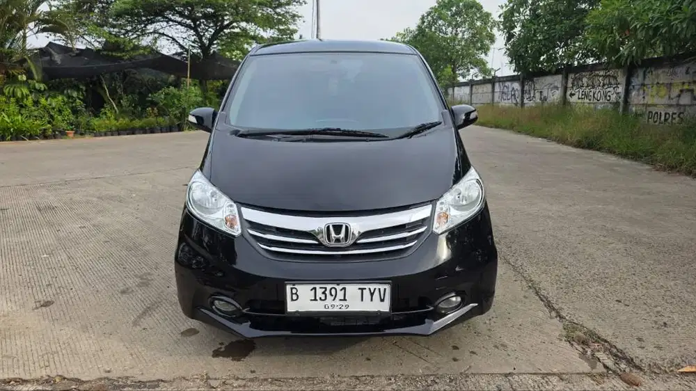 Freed 1.5 E PSD 2014 matic pjk pjg bln 9 km asli 77rb fullset orisinil