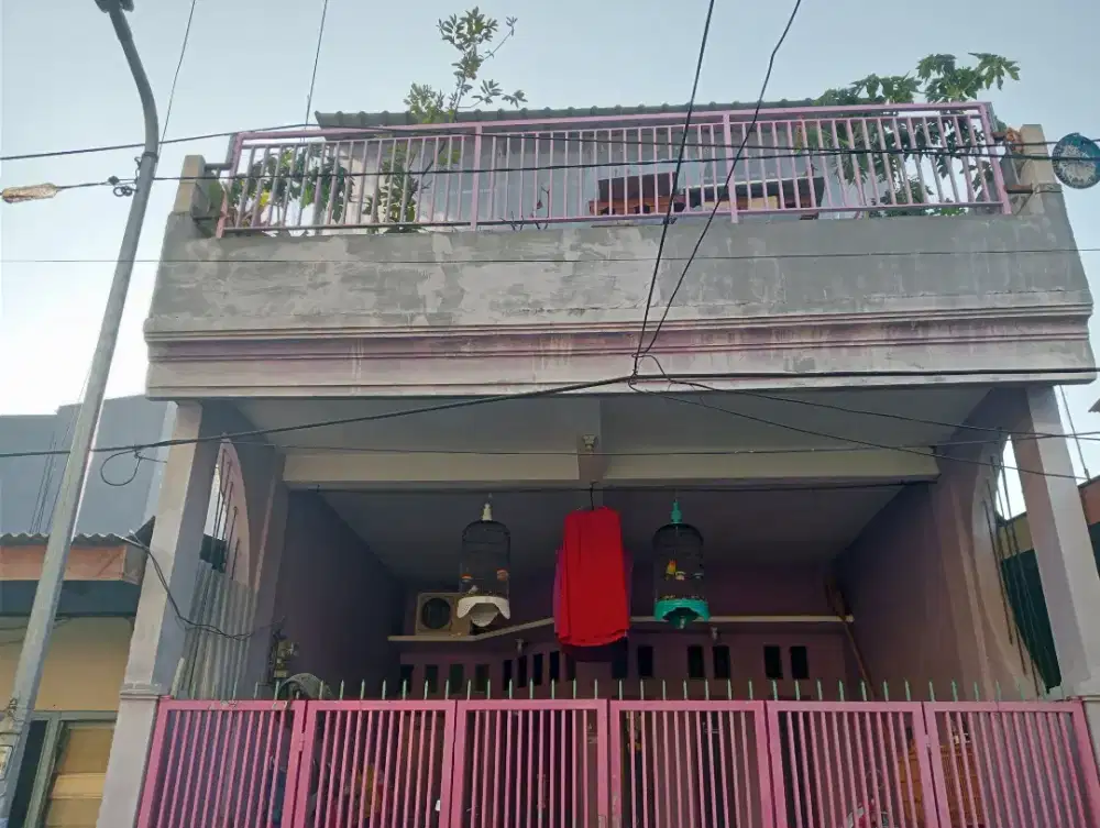 Jual rumah lokasi strategis tidak banjir