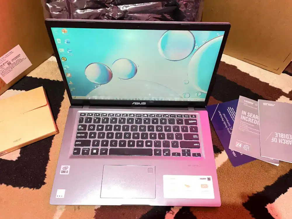 Jual beli laptop bekas atau macbook matitotal atau rusak