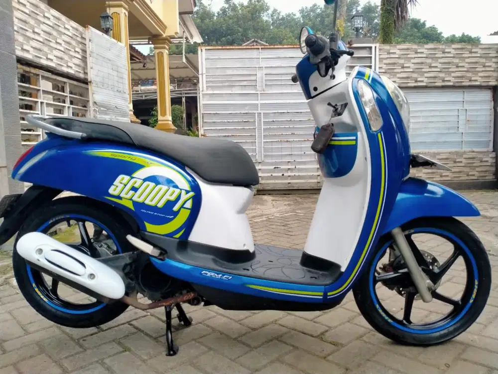 Honda Scoopy FI lengkap motor sehat walafiat keterangan detail dibawah
