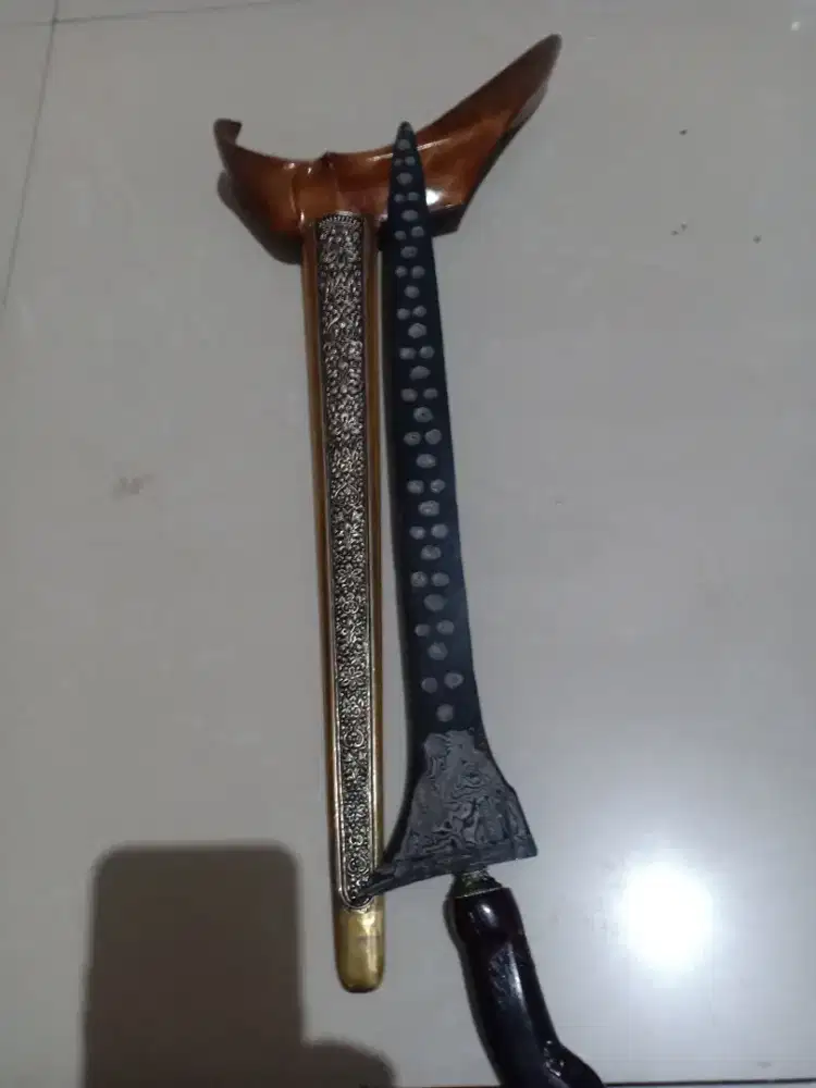Keris pamor udan emas