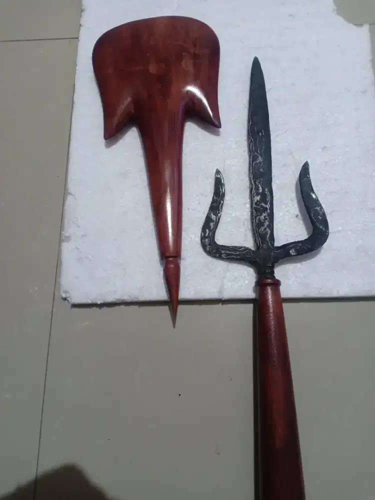 Tombak trisula mataram