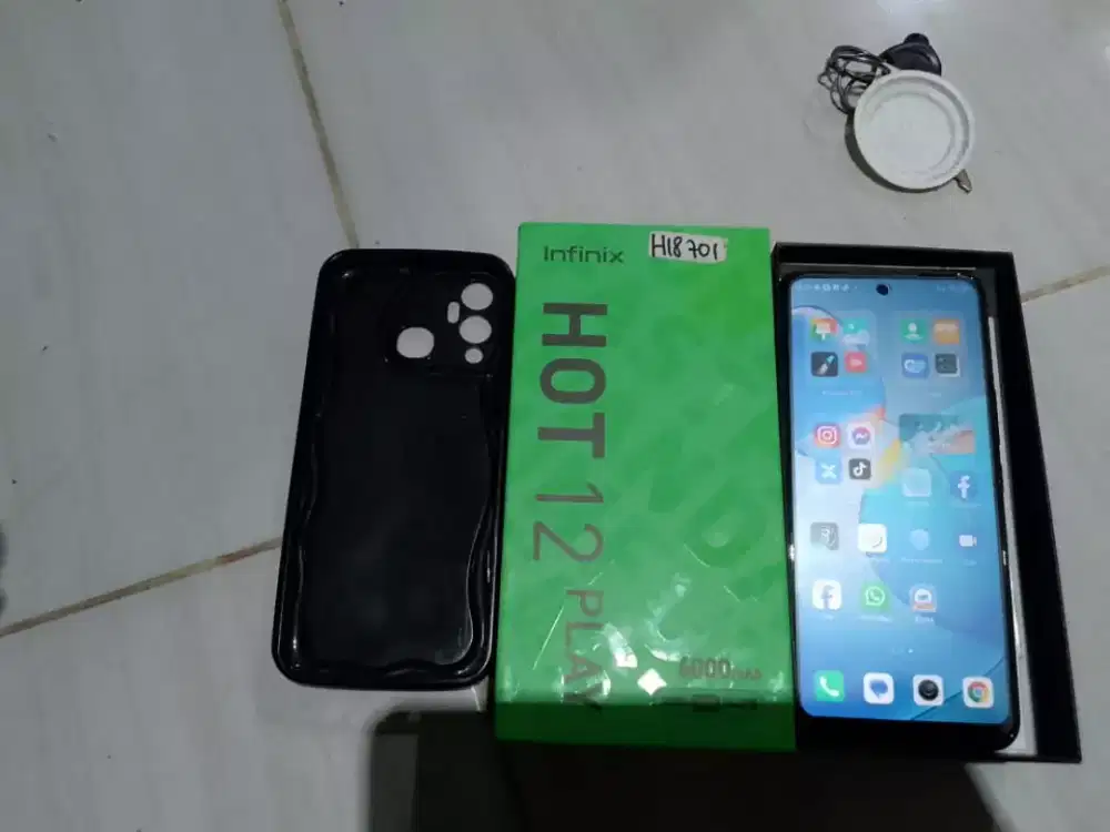 Infinix hot 12 play ram 4+1/64