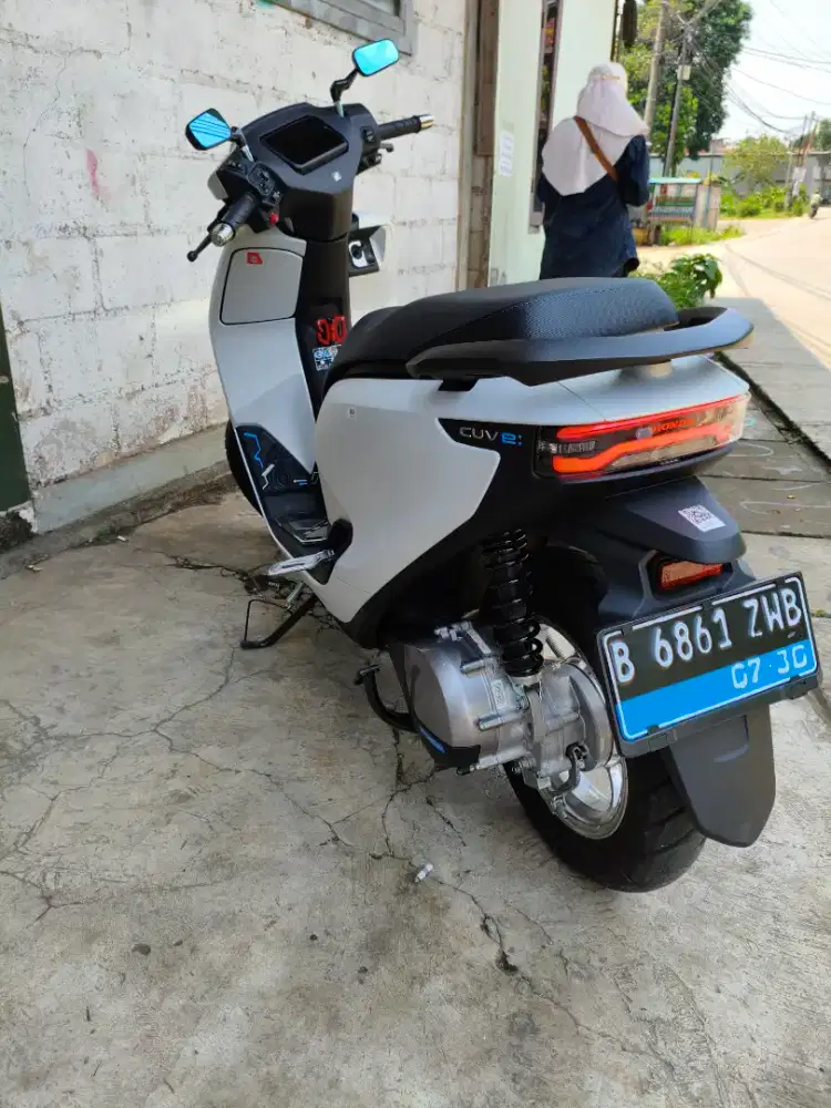 Motor Listrik Honda Cuv e Plat B Low KM Molis Cuve Superb BU