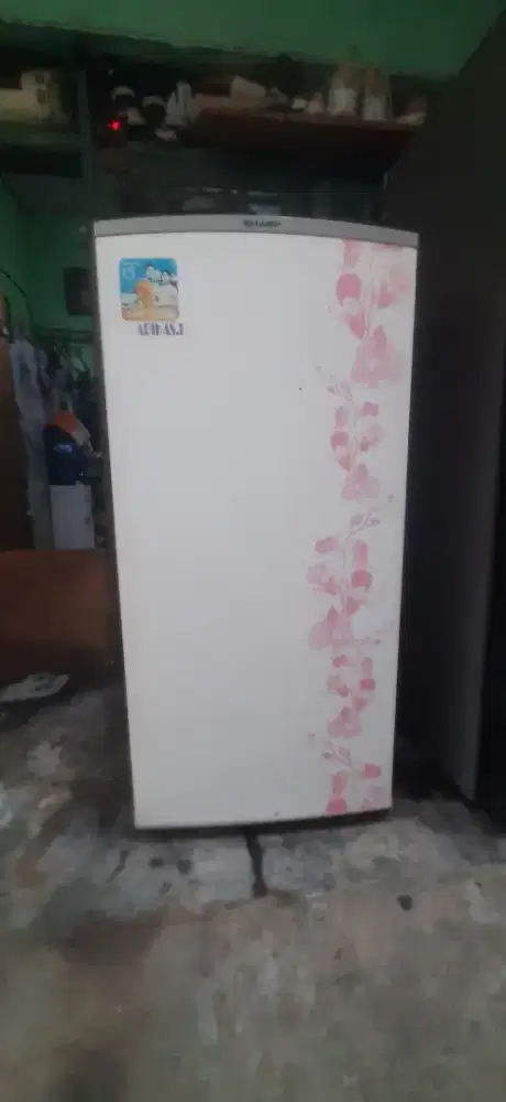 Kulkas 1 pintu SHARP GRATIS ANTAR