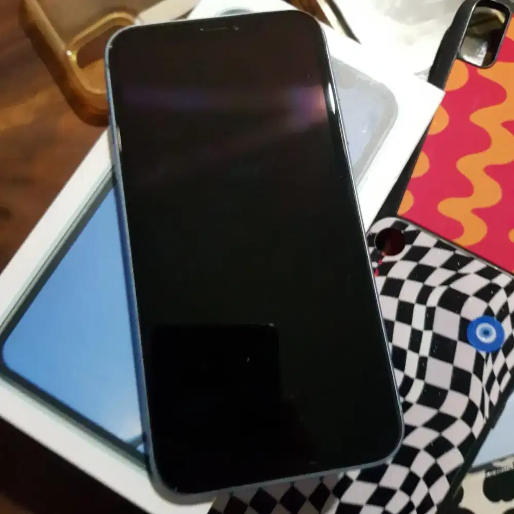 Iphone XR 64gb warna biru. Nego