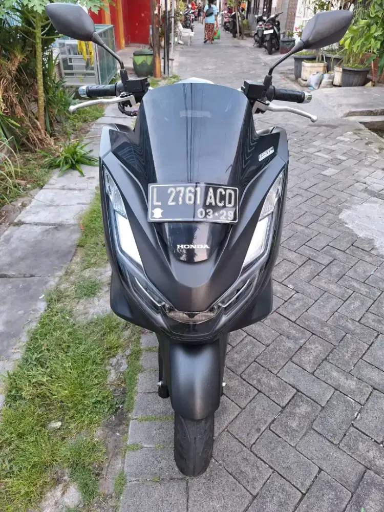 Pcx ABS 2024 km 15 rb istimewa siap pakai samsat manyar