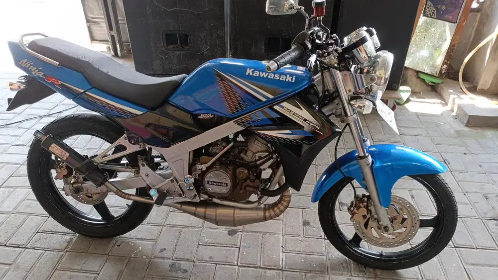 Di jual Kawasaki ninja R tahun 2008