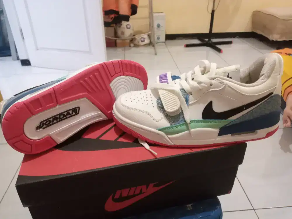 Adidas Nike size 37 dan 38