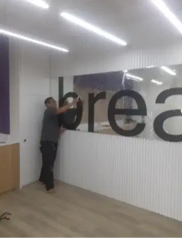 Cutting Sticker Branding Mobil vinyl oneway wallpaper wallsticker Solo