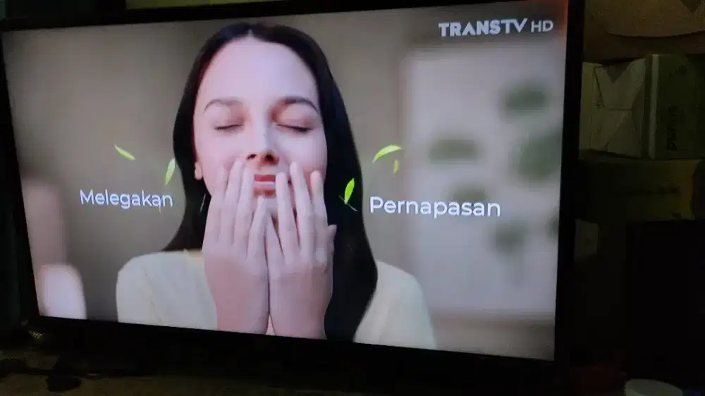 Smart tv murah Merk LG 32inch Masih segel Normal Mulus sekali Wifi dll
