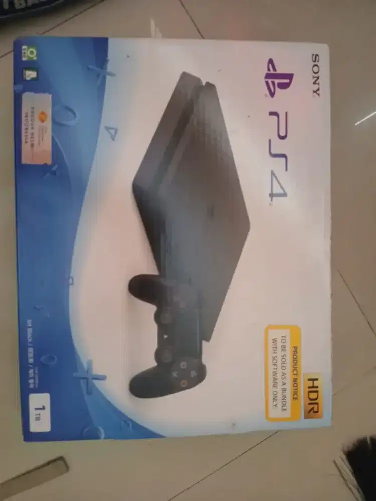 Lagi sedang cari ps4/playstation 4 yang tinggal main boleh di tawarin