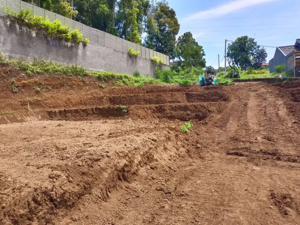 Hanya di Mutiara Kolmas! Tanah Kavling Legalitas Jelas, Dikelilingi Keasrian Alam Cipageran