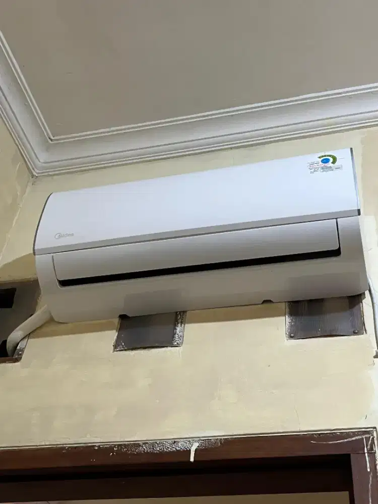 Ac bekas masih bagus pemakaian 1 th