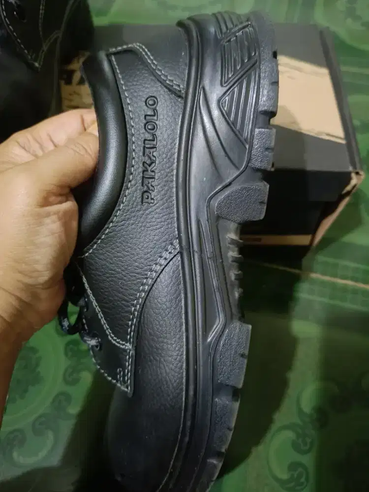 Sepatu safety second murah