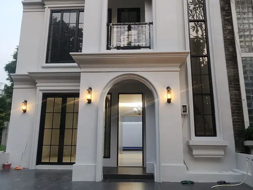 Rumah Brand New American Clasiic Harga Menarik di Puri BIntaro Sektor 9 (SD)