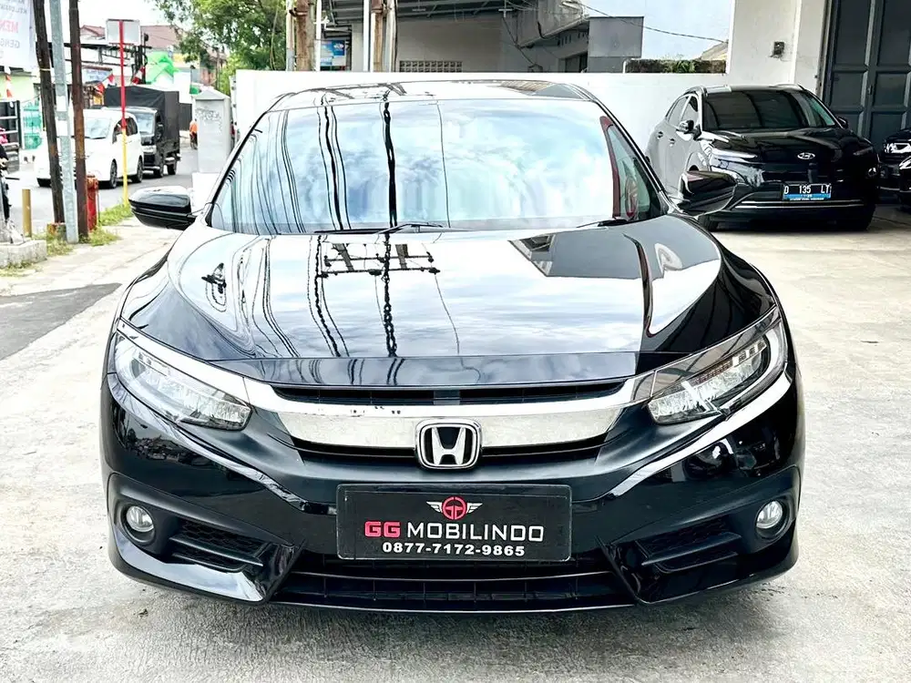 Honda Civic 1.5 TC ES CVT Automatic Th 2018