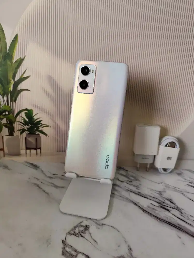 Oppo A96 NFC Ram 8/256 hp dan charger mulus 99%