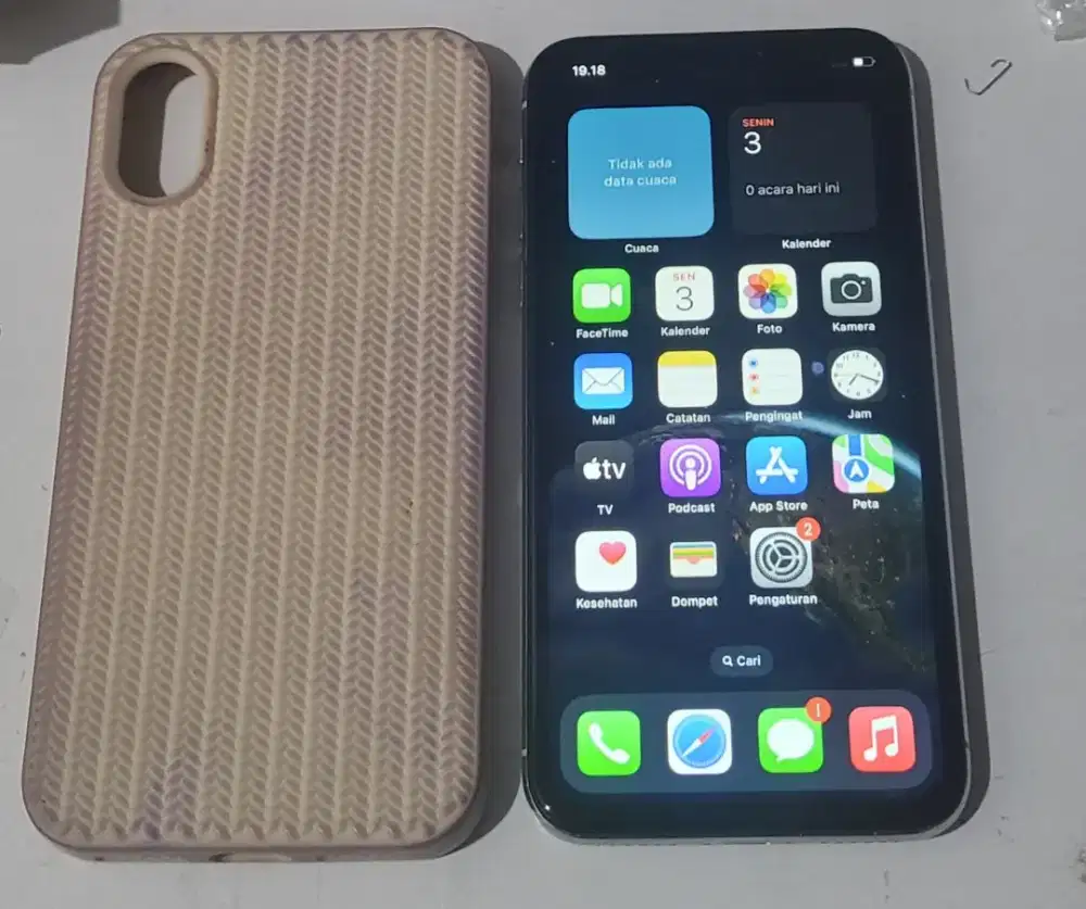 Iphone x 64gb hp charger