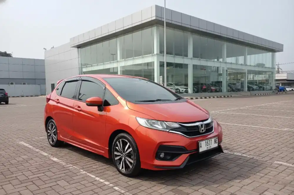 HONDA JAZZ RS 1.5 CVT 2018