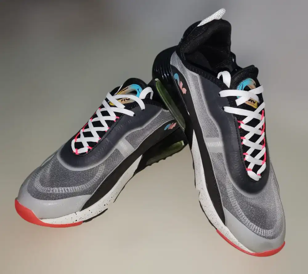 Sepatu Nike Airmax 2090 sz 42,5