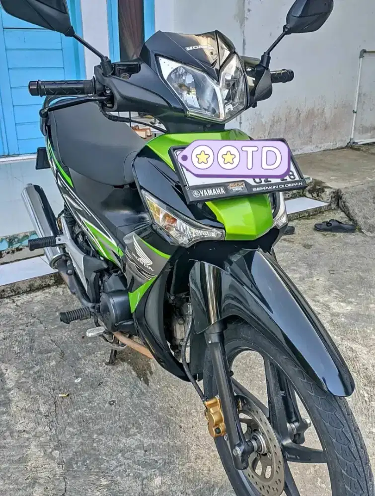 Supra x 125 2013 sangat mulus full ori pabrik AN pribadi B depok