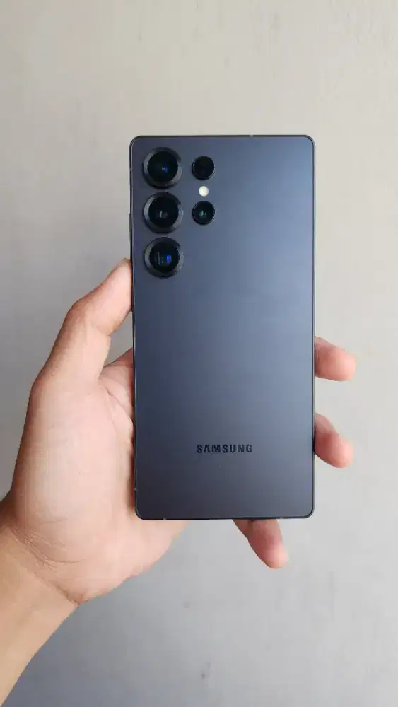 Samsung s25 ultra 1tb sein like new - jetblack