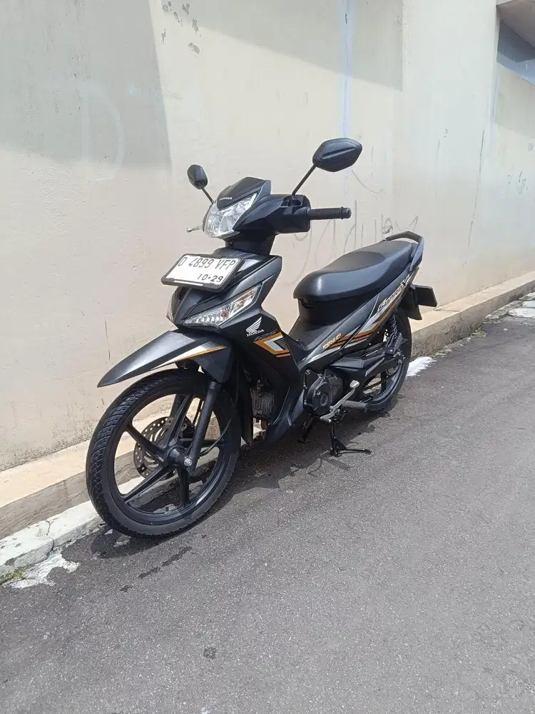 Supra x 125 2024 antik  mulus seperti baru