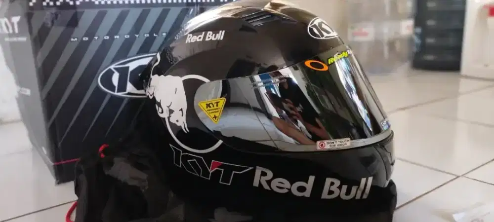 Helm KYT full face