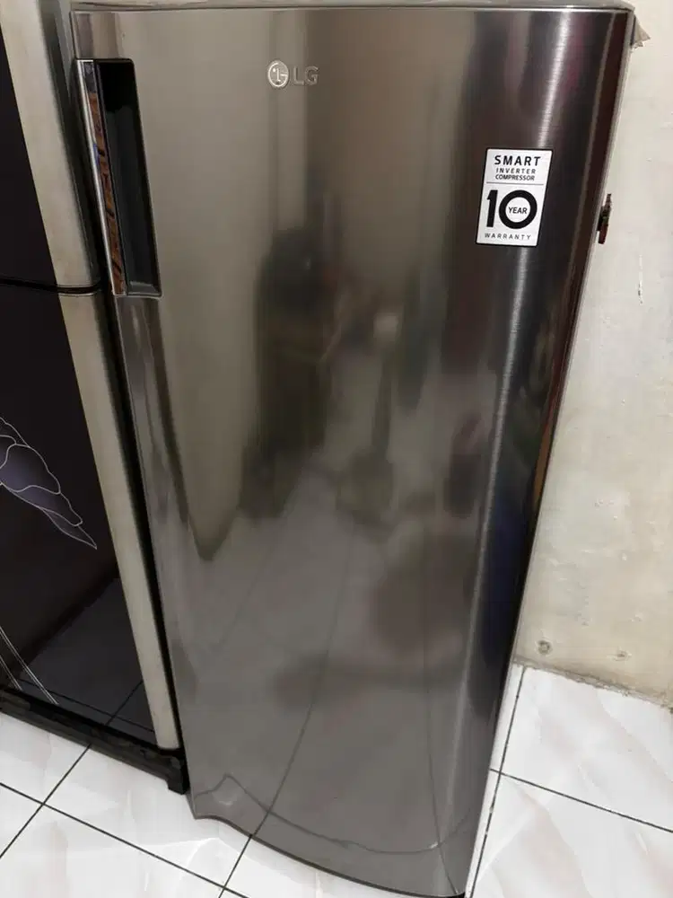 Kulkas Khusus Barang Beku